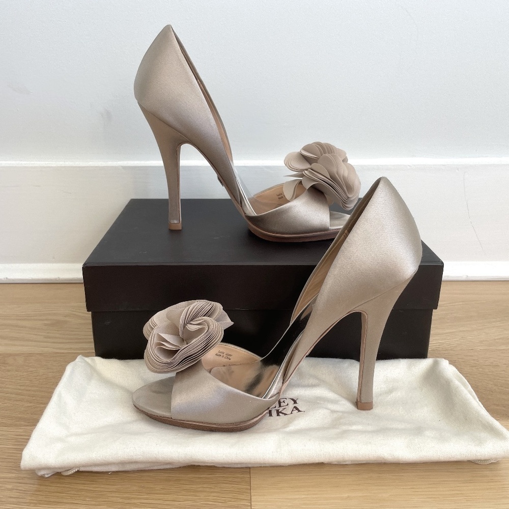 Badgley Mischka Randall D'Orsay Pump | Taupe Satin